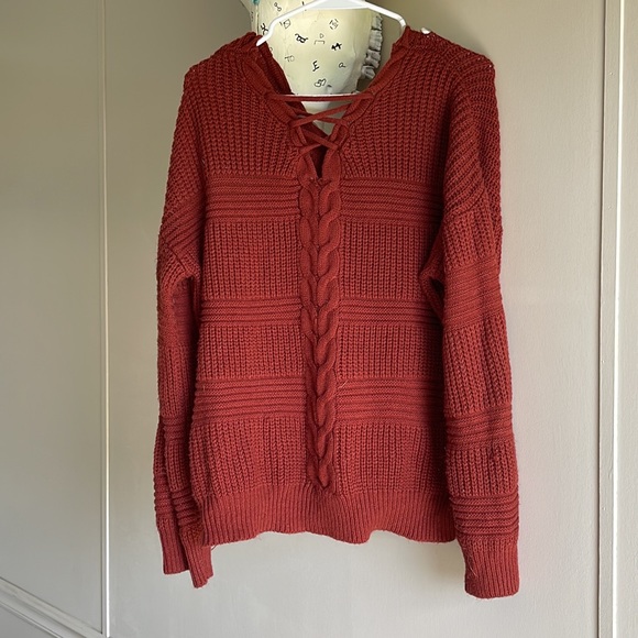 Rust Color Sweater - Picture 4 of 4